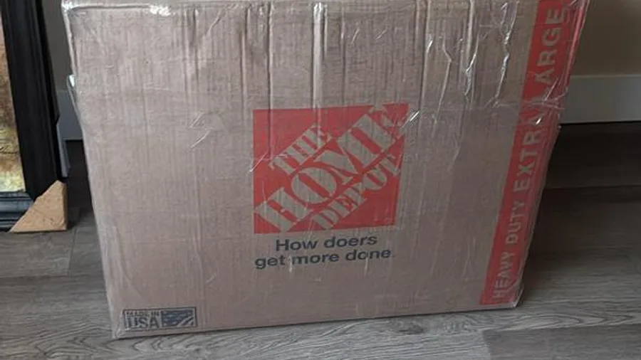 Foto real de caja entregada